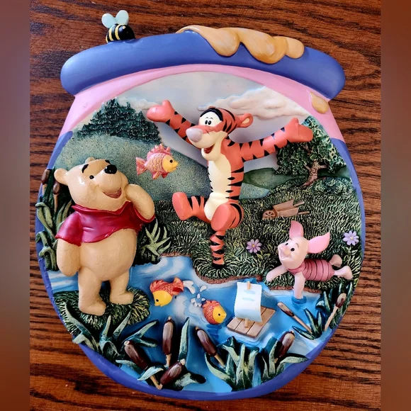 DISNEY Pooh's Hunnypot Adventures 3D Bradford Exchange Plates Vintage - Picture 6 of 7